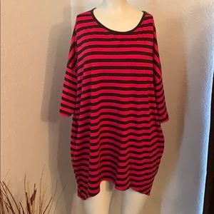 Lularoe Irma Red Black Striped Hi Low Tunic